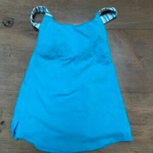 Lululemon workout top